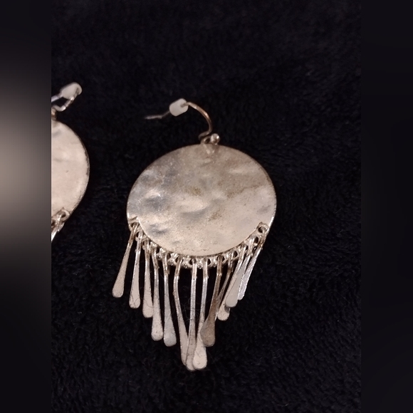 Earrings - Picture 3 of 6